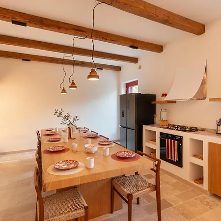 Trulli D'amore - Itria Valley Exclusive Estate With Charming Pool Hétvégi ház