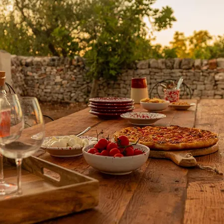 Trulli D'amore - Itria Valley Exclusive Estate With Charming Pool Hétvégi ház Santa Lucia